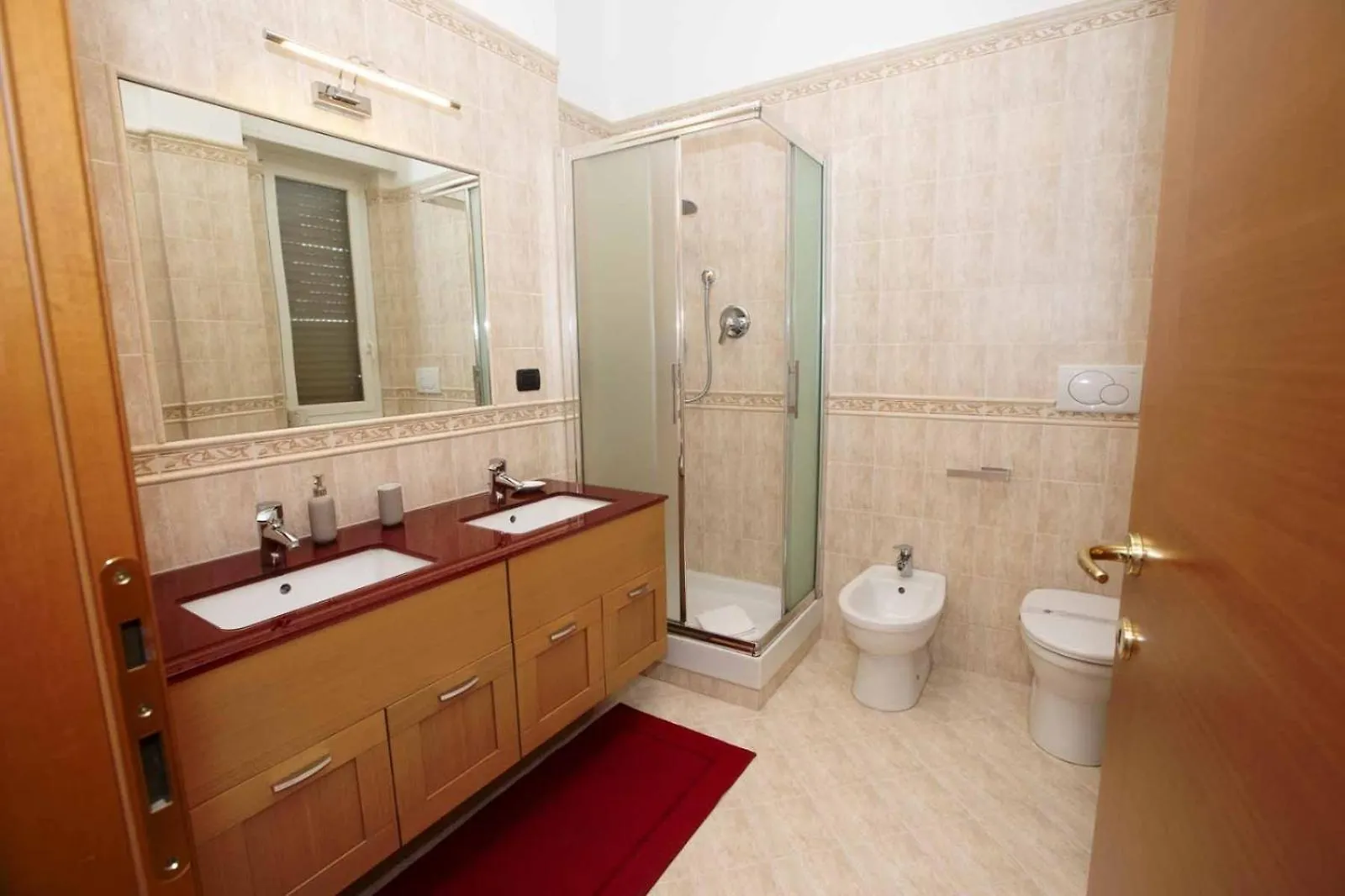 Casa Rosita Apartment Genoa Italy