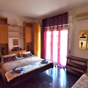 Apartment Karma, Genoa